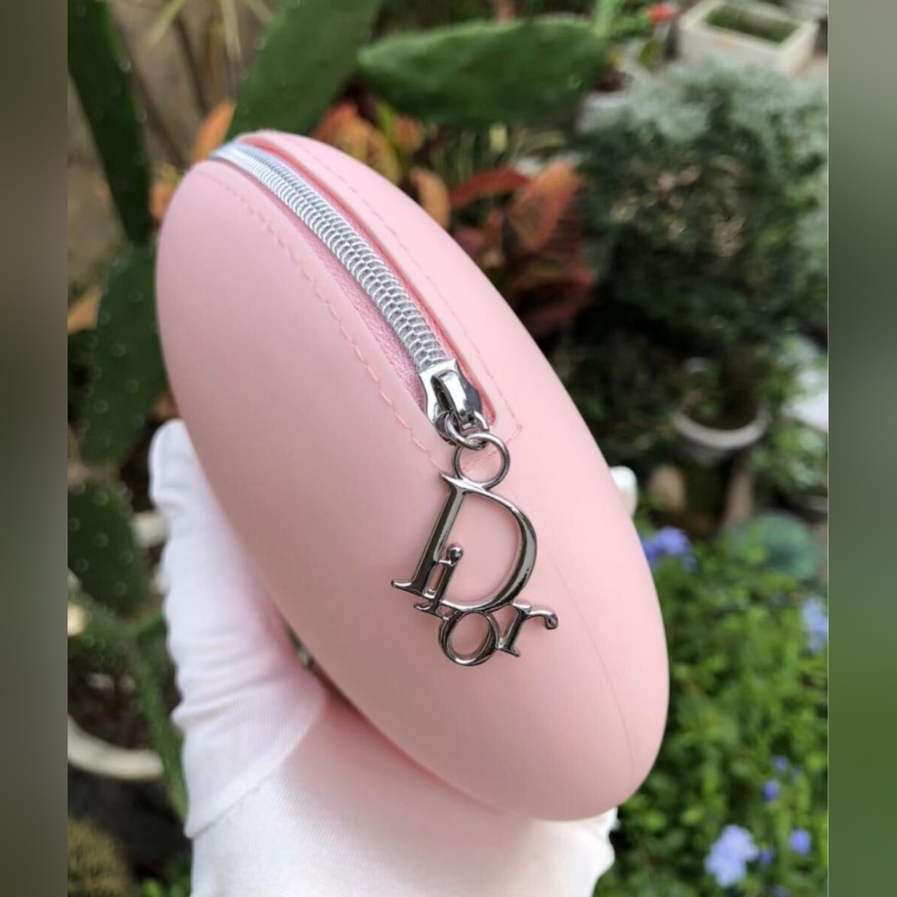 NEW 2025 DIOR Homme Premier Pink Round Novelty Pouch! - Picture 3 of 11